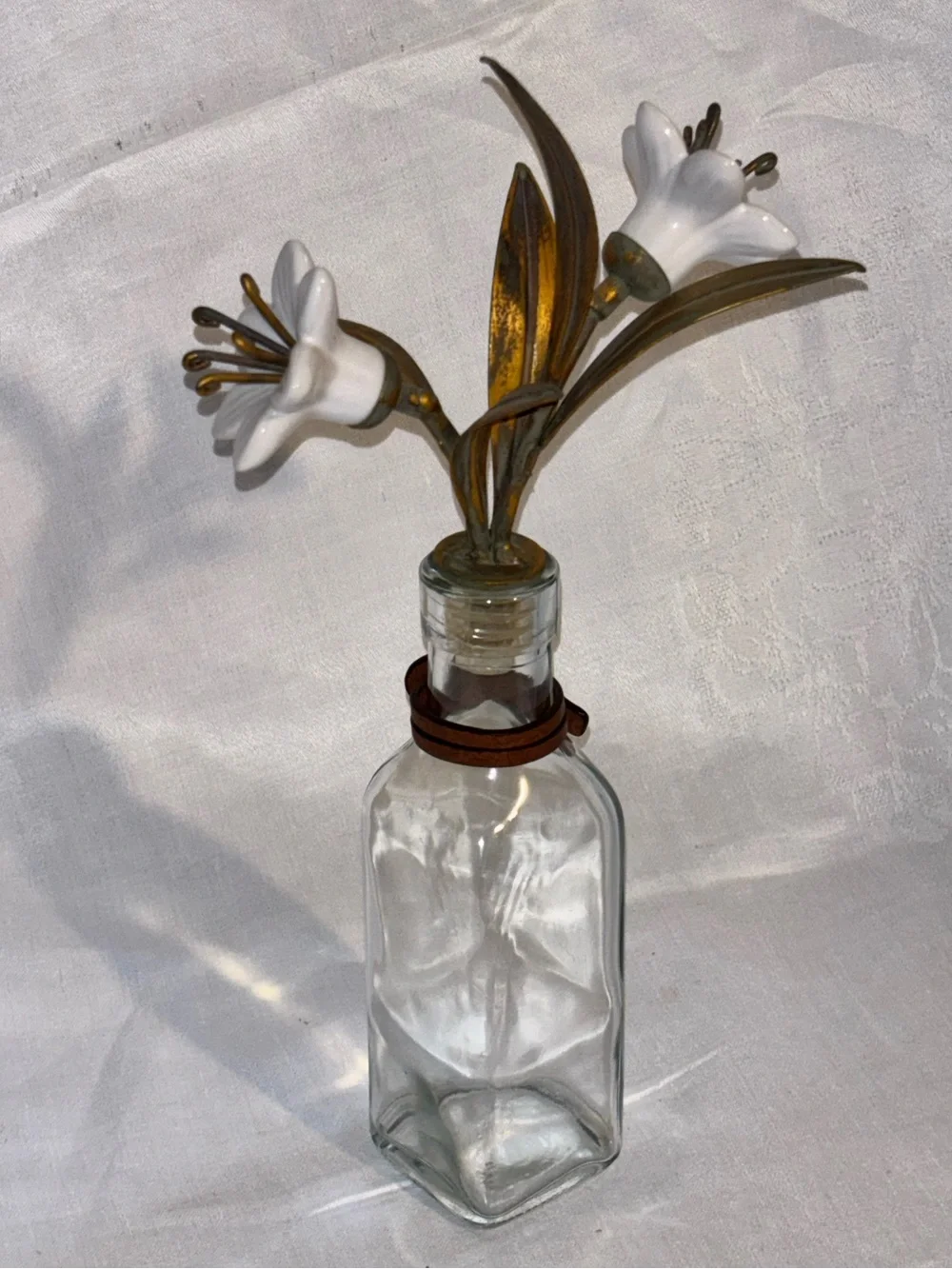 Vintage Tole Gilt Metal Porcelain Lily French Style Flower Glass Bottle Stopper